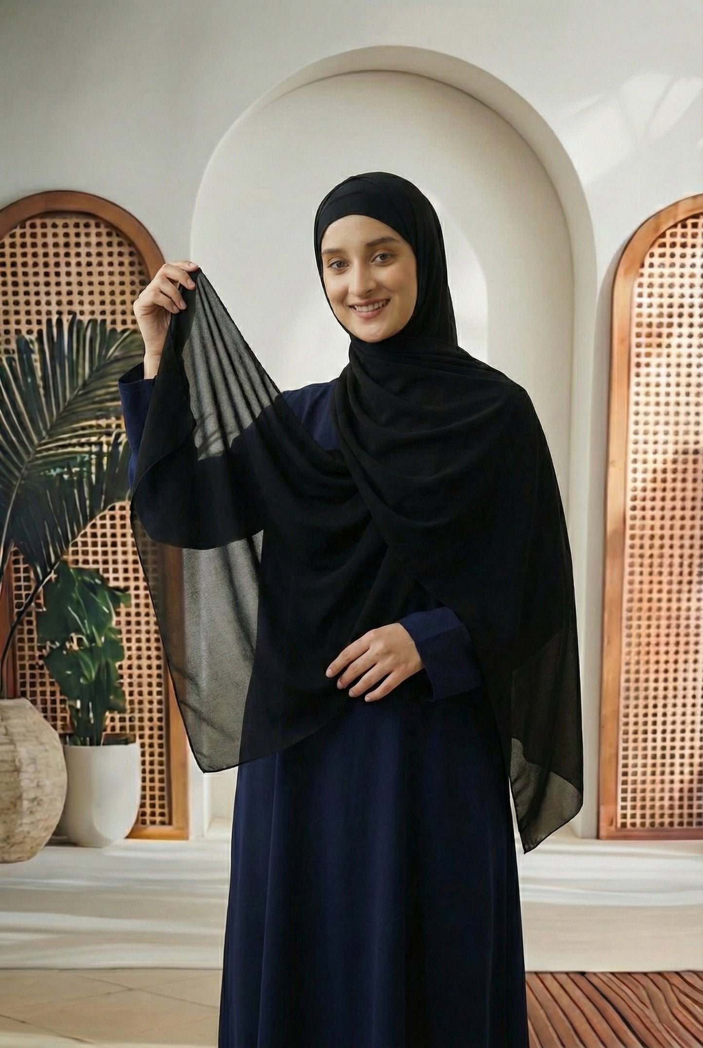 طرحة عائشـ — شيفون سعودي كبيرة سوداء (90×200)